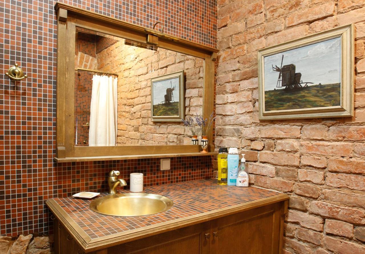 Old Town Fairytale, 2 Bedrooms And Terrace, Tartu Home Exterior photo
