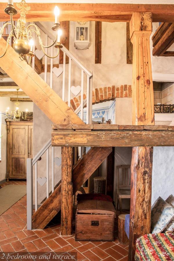Old Town Fairytale, 2 Bedrooms And Terrace, Tartu Home Exterior photo